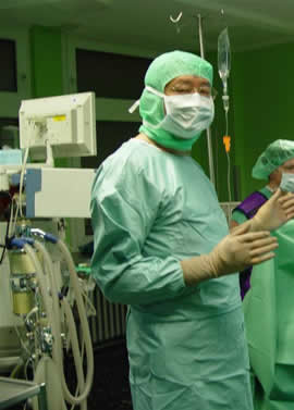 Dr[1]. Huangshu at Work
